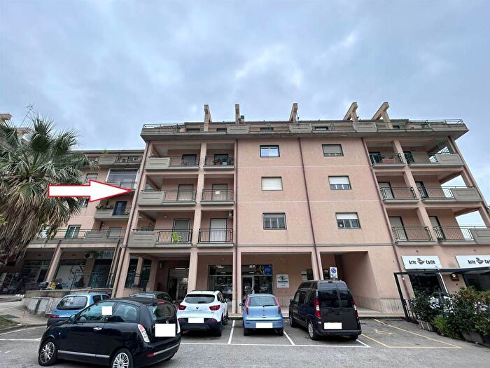 Appartamento quadrilocale in affitto in Via Babbaurra, Centro, San Cataldo