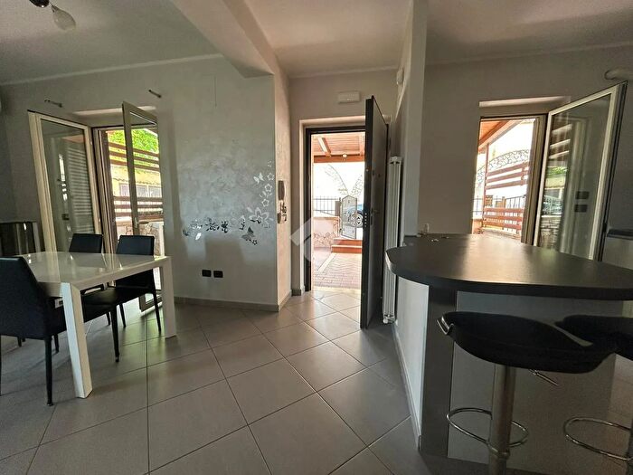 Appartamento quadrilocale in vendita in Via Fratelli Bandiera, Zumpano