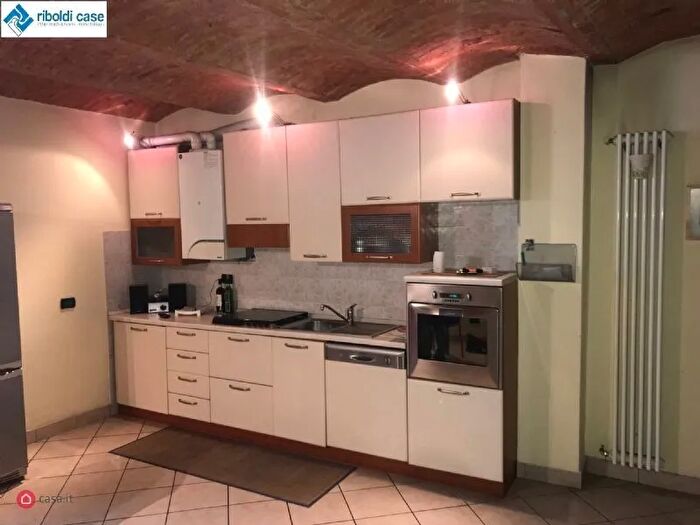 Appartamento trilocale in vendita in Giussano