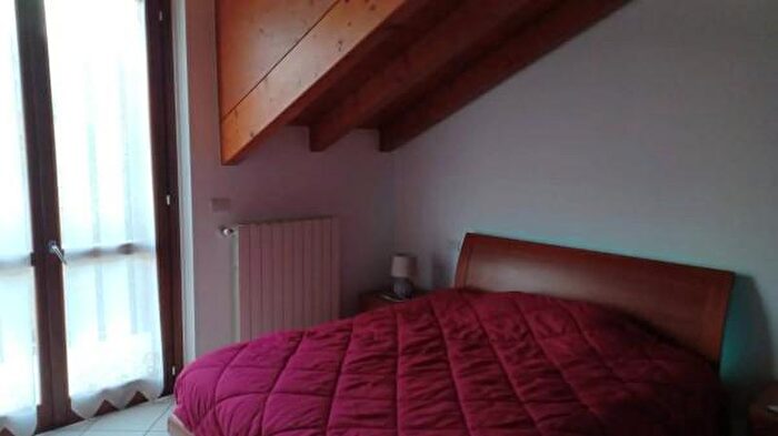 Appartamento bilocale in vendita in Via Brigata Partigiana Albenza, Cisano Bergamasco