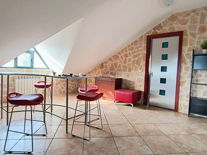 Casa bilocale in affitto in Via San Donato, Capitignano, Giffoni Sei Casali