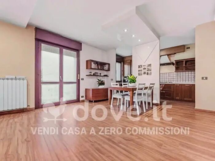 Appartamento trilocale in vendita in Via Papa Giovanni XXIII, Stra
