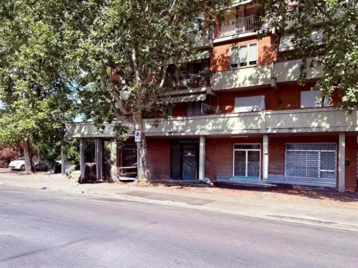 Appartamento con 6 locali in vendita in Scandicci