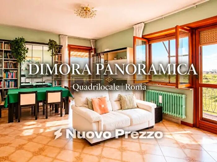 Appartamento con 5 locali in vendita in Via Roccabernarda, Roma