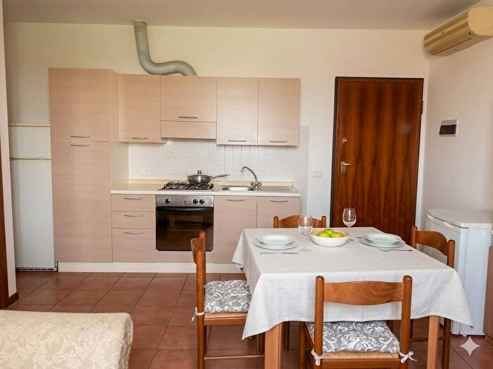 Appartamento bilocale in affitto in Strada Notari, Centro, Collecchio