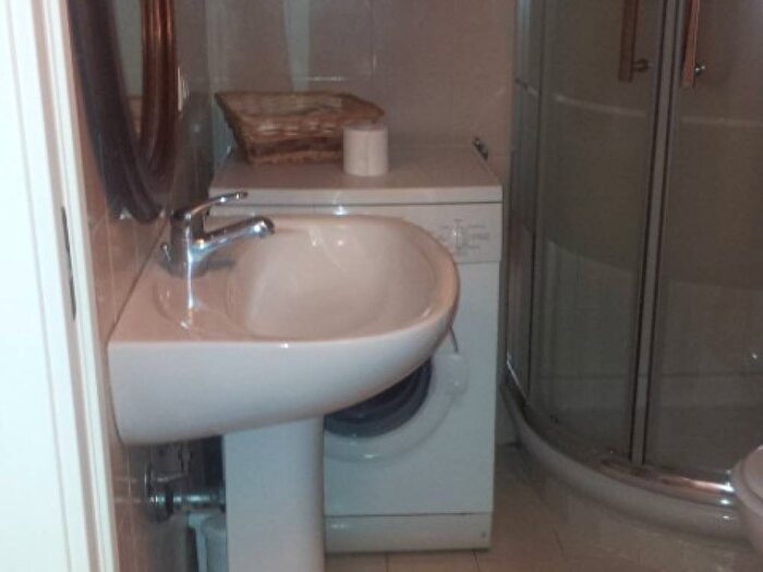 Appartamento bilocale in affitto in Via Bartolomeo Eustachi, Morgagni, Milano