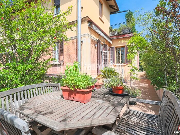 Appartamento con 5 locali in vendita in Bologna