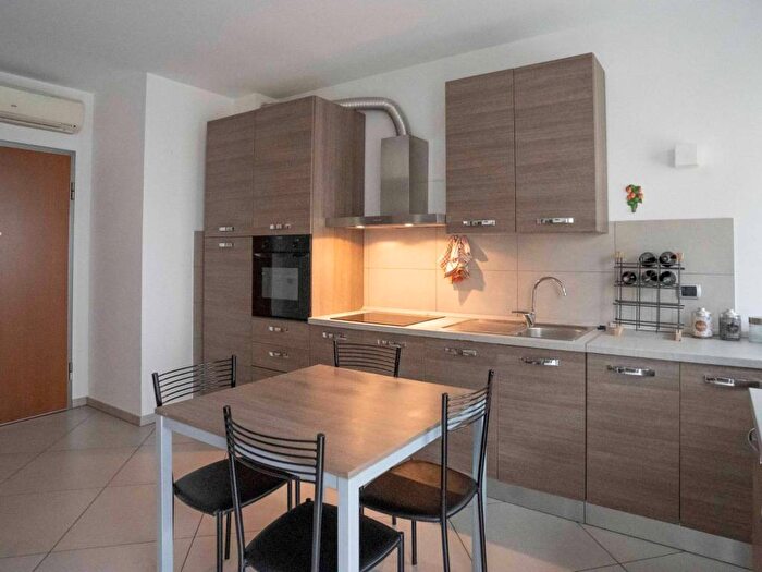 Appartamento bilocale in affitto in Vico del Molo, Centro Storico, Savona