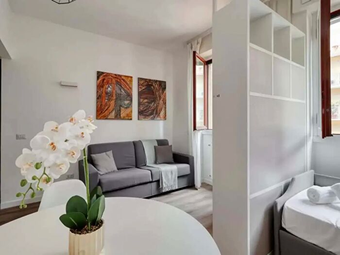 Appartamento monolocale in affitto in Via Vittoria Colonna, Milano