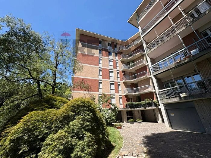 Appartamento trilocale in vendita in Via Walder g, Varese