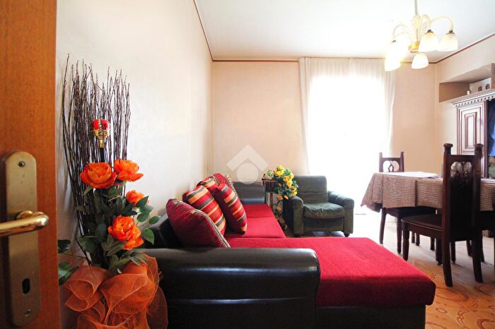 Appartamento trilocale in vendita in Via Papa Giovanni XXIII, Terni