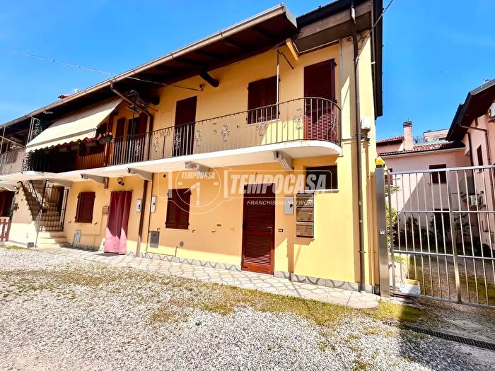 Case in Vendita e in Affitto - 3