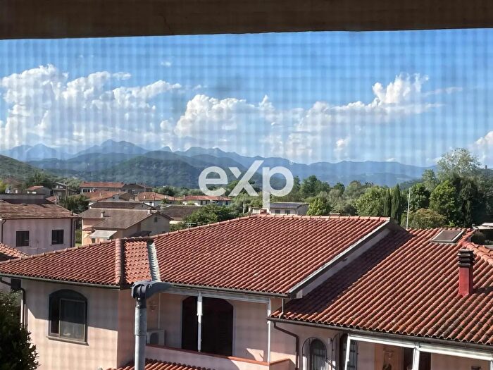 Appartamento trilocale in vendita in Via Mazzini T, San Giuliano Terme