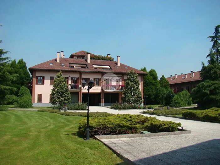 Appartamento bilocale in vendita in Via Quasimodo, Peschiera Borromeo