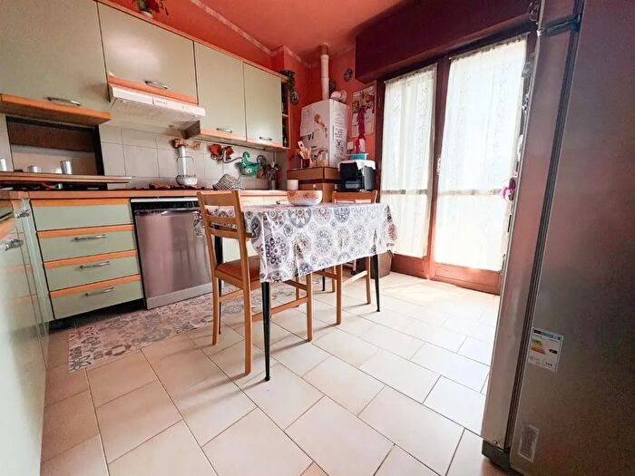 Appartamento trilocale in vendita in Via Roma, Pompiano