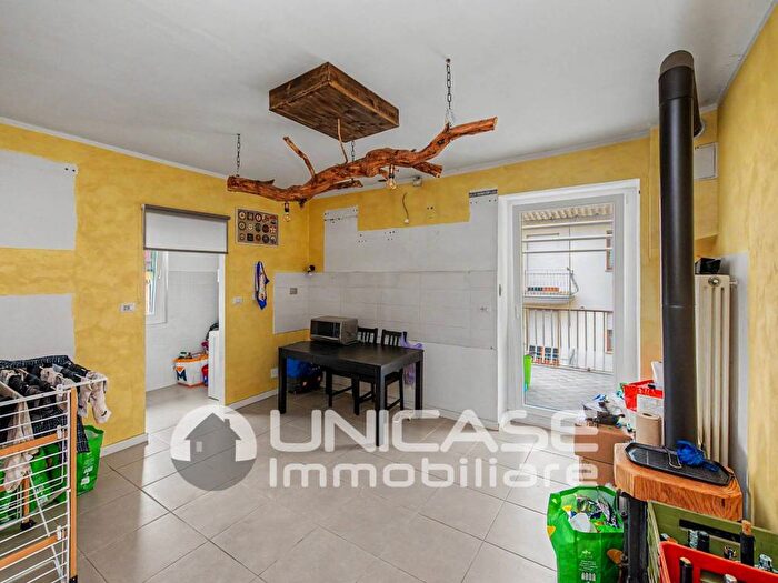 Appartamento trilocale in affitto in Strada Torre Pellice, Centro, Bricherasio