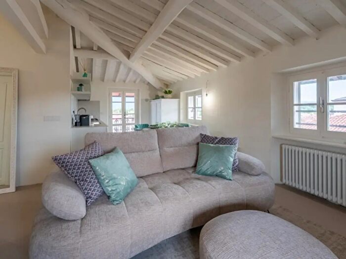 Appartamento quadrilocale in vendita in Forte Dei Marmi