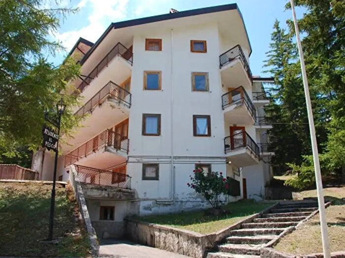 Appartamento con 5 locali in vendita in Viale Montecassino, Pescocostanzo