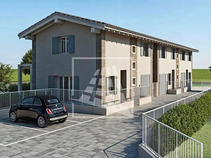 Case in Vendita e in Affitto - 2