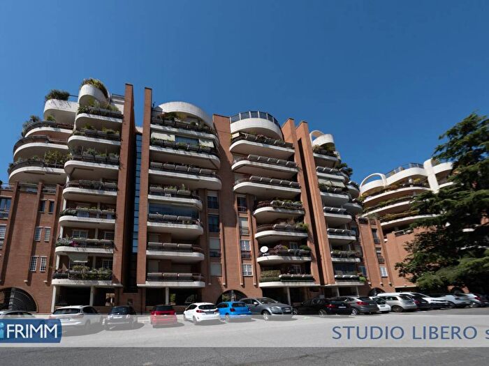 Appartamento trilocale in affitto in Via Calcutta, Torrino, Roma