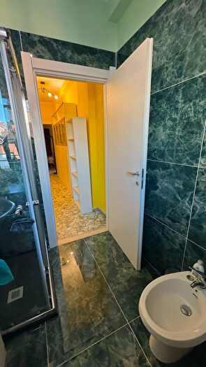 Appartamento trilocale in affitto in Via Desiderio, Milano