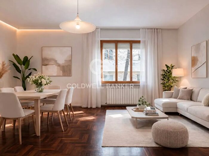 Appartamento con 5 locali in vendita in Via G Dini, Urbino