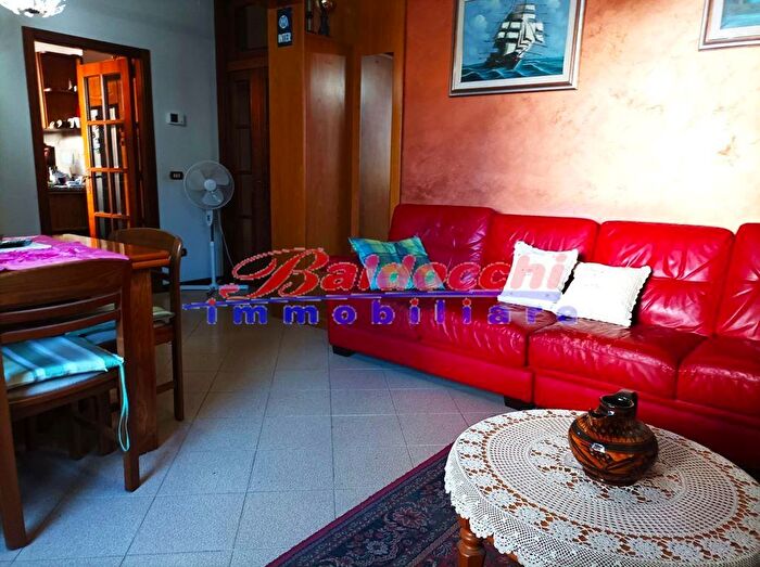 Casa quadrilocale in vendita in Fano