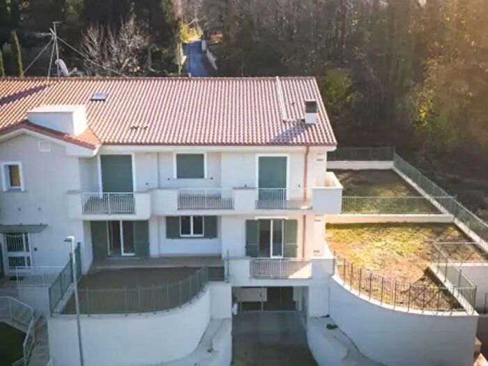 Appartamento trilocale in vendita in Via Colle Palombara, Zagarolo