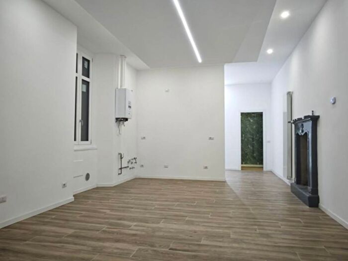 Appartamento trilocale in affitto in Viale Geno, Sant'Agostino, Como