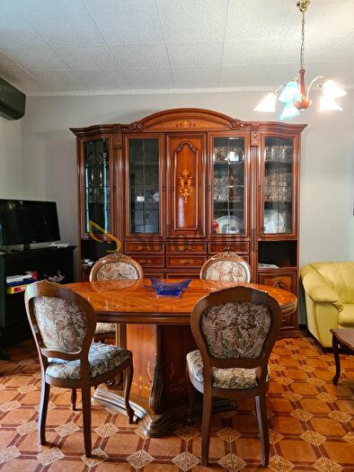 Appartamento trilocale in affitto in Via America, Montesilvano