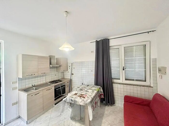 Appartamento trilocale in vendita in Via Ignazio Coghe a, Assemini