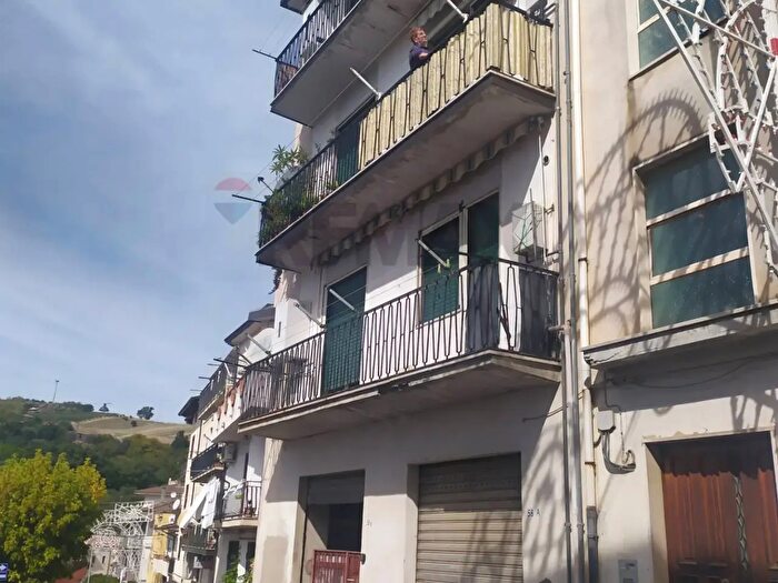 Appartamento con 5 locali in vendita in Via Olivella, Tarsia