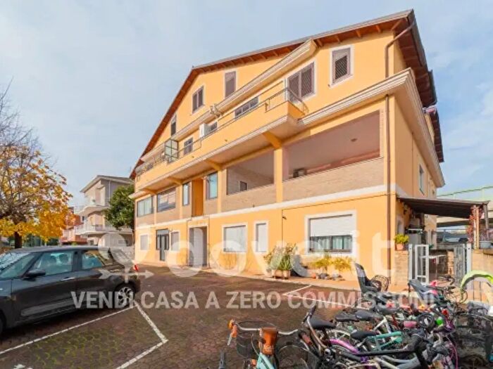 Appartamento trilocale in vendita in Via Lugano, Montesilvano