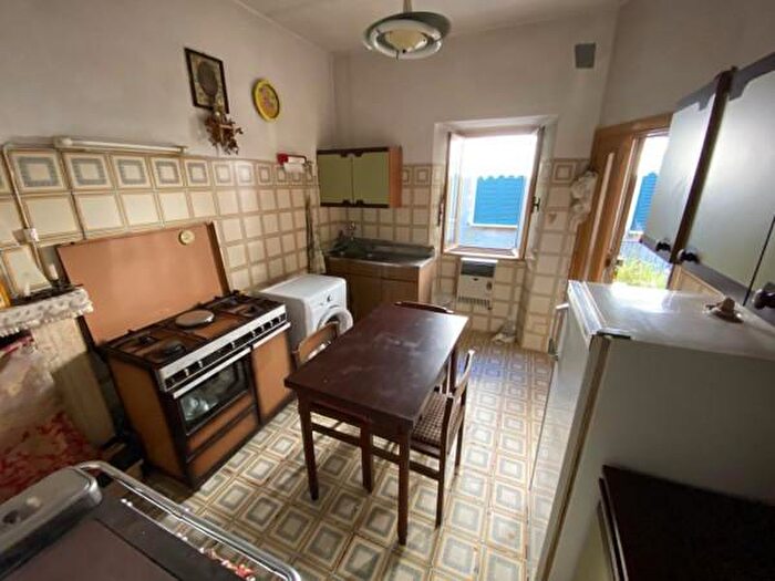 Casa quadrilocale in vendita in Castel Viscardo