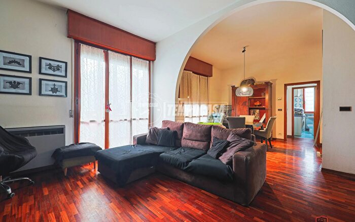 Appartamento trilocale in vendita in Via Colombo Lolli, Ravenna