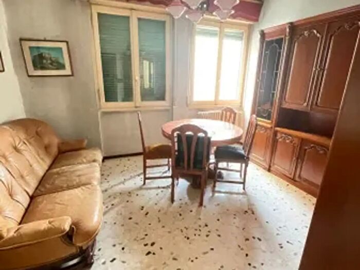 Appartamento con 6 locali in vendita in Piazzale Trieste, Stradella