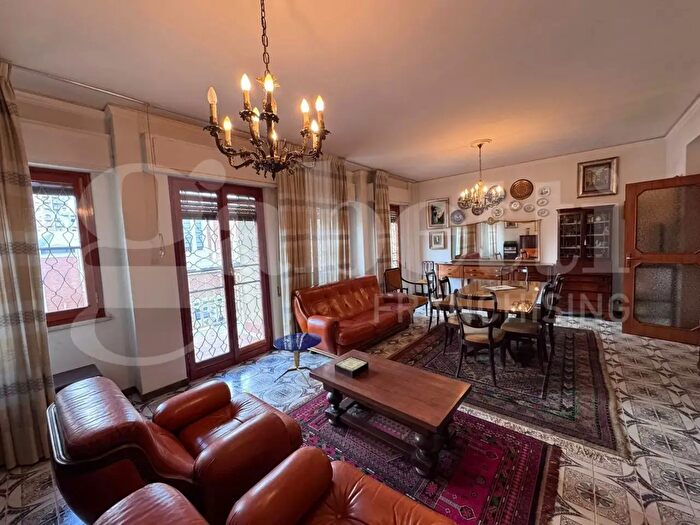 Appartamento con 5 locali in vendita in Via Don Orione, Palermo