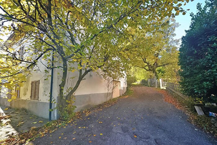 Casa con 5 locali in vendita in Arcidosso