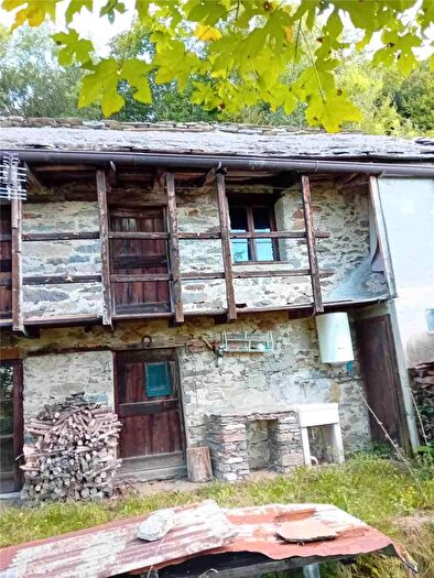 Casa quadrilocale in vendita in Via Piancavallo, Aurano