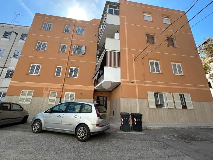Appartamento trilocale in vendita in Via Vulture, Barletta