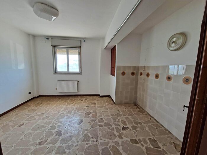 Appartamento bilocale in vendita in Viale Kennedy, Giuliana