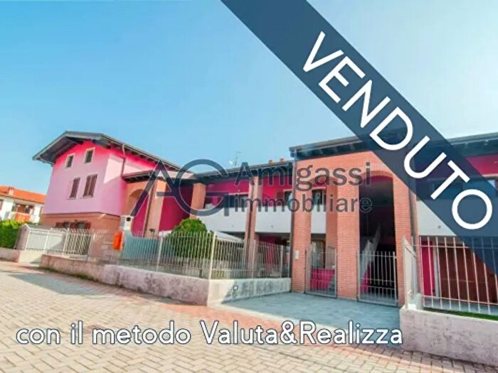 Appartamento trilocale in vendita in Fara Gera DAdda