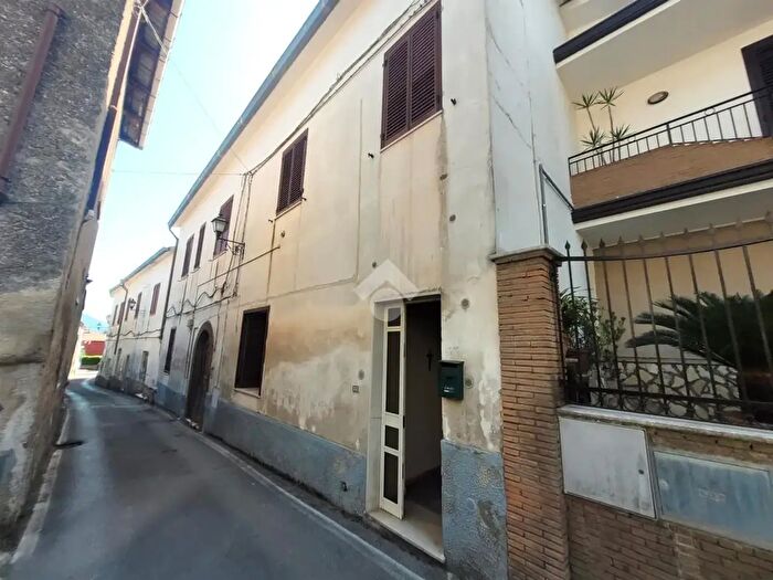 Casa con 5 locali in vendita in Via Pietrarola, Moiano
