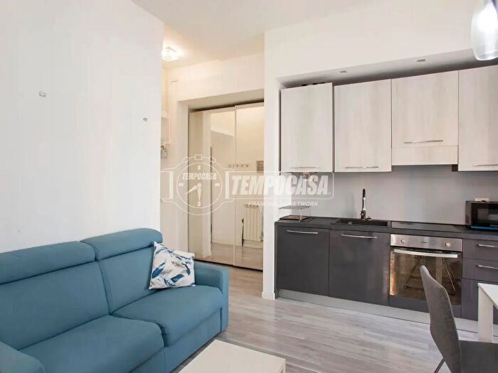 Appartamento bilocale in vendita in Via Rosmini Antonio, Milano