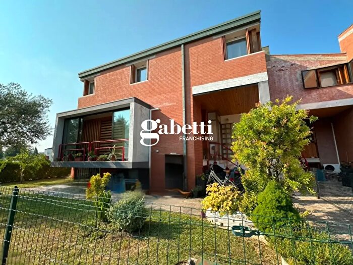 Casa con 6 locali in vendita in Monselice