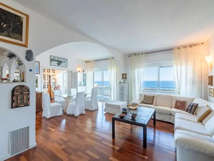 Appartamento trilocale in vendita in Via degli Ulivi, Ospedaletti