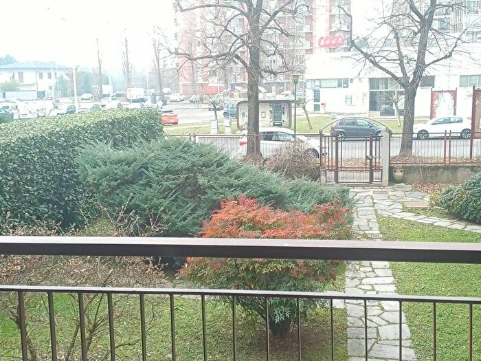 Appartamento quadrilocale in affitto in Via Generale Gustavo Fara, SantAntonio, Novara