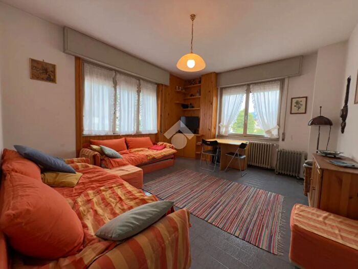 Appartamento trilocale in vendita in Via Modesto Tudori, Teglio