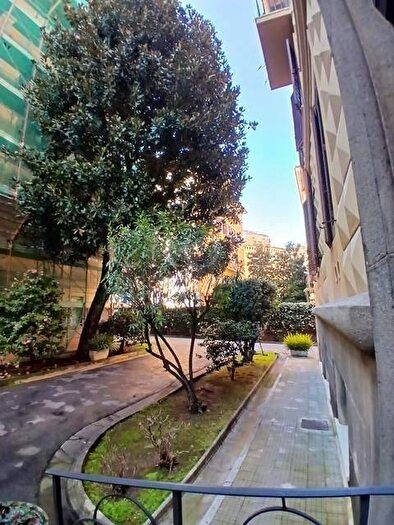 Appartamento con 5 locali in affitto in Parioli, Roma