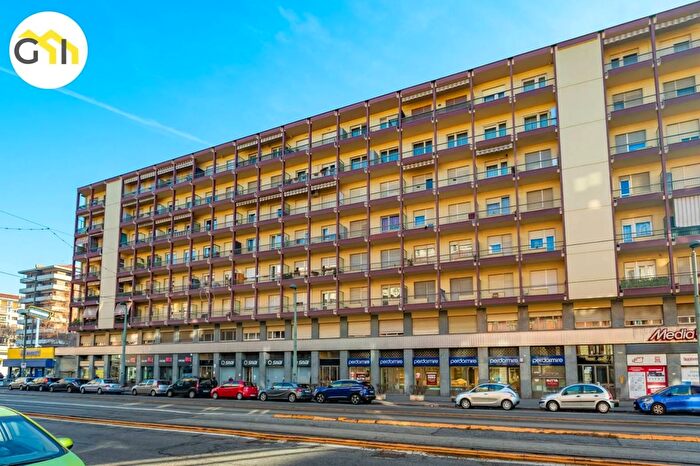 Appartamento quadrilocale in vendita in Corso Giulio Cesare Torino, Torino